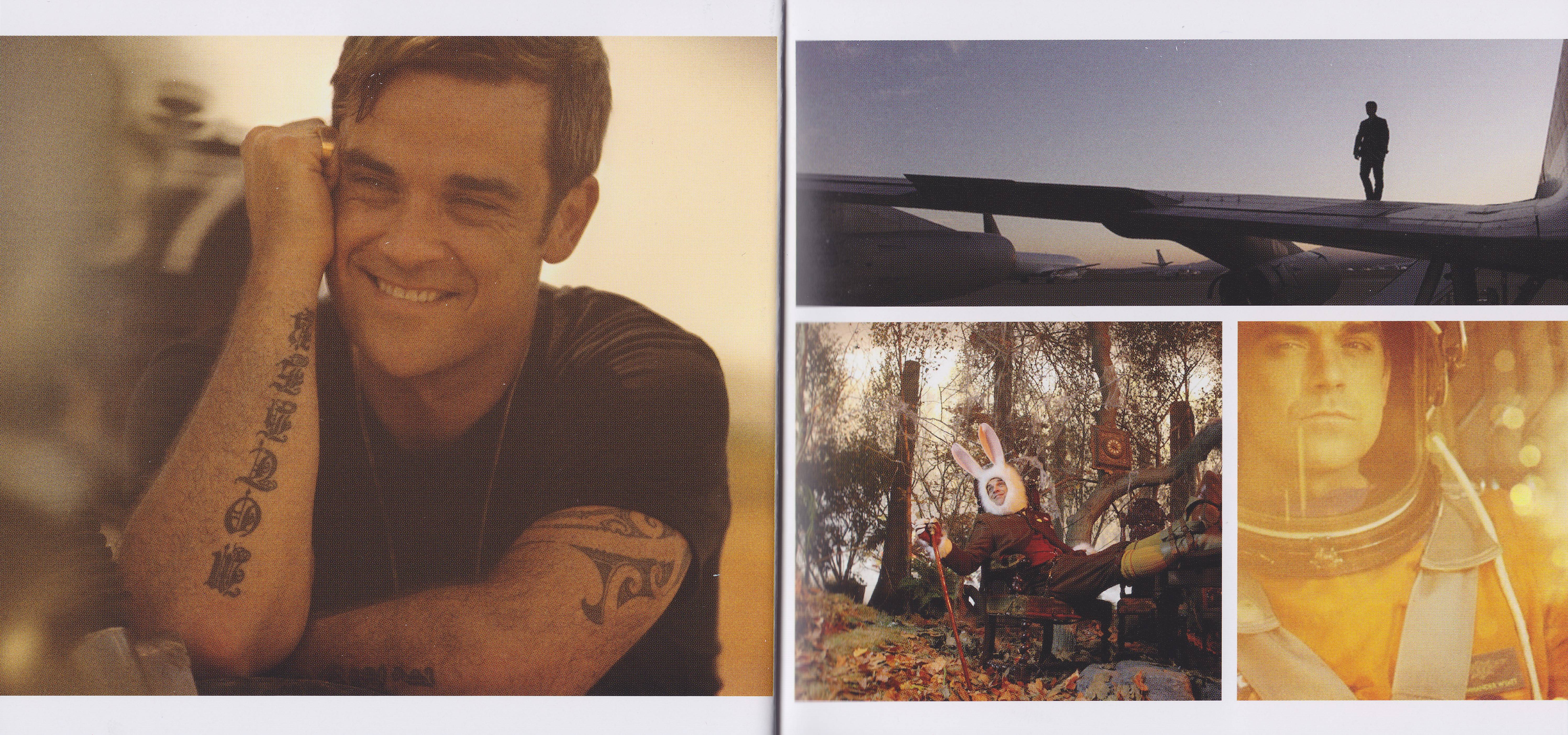 Robbie Williams  In And Out Of Consciousness : Booklet 2
